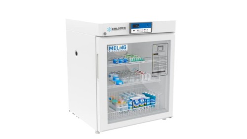 Chłodziarka farmaceutyczna bok z towarem YC-130L.jpg